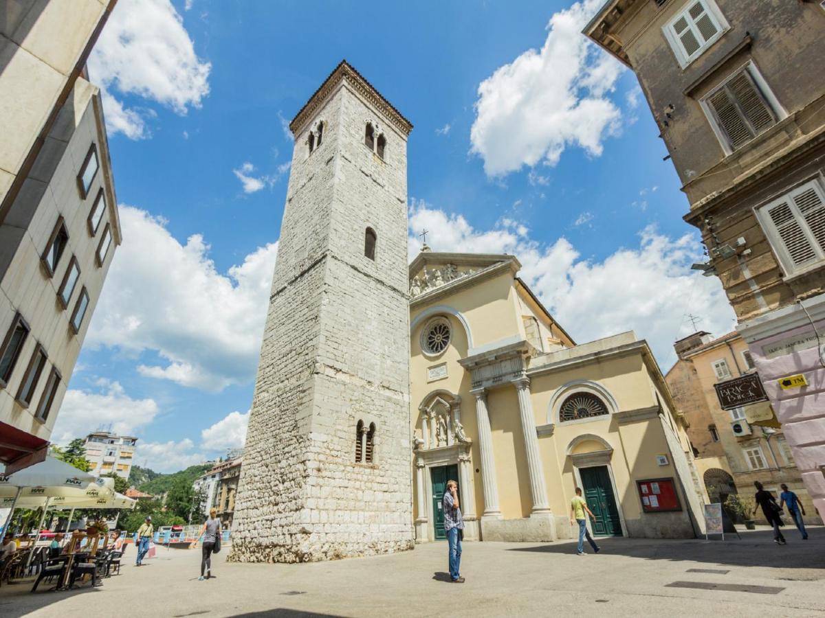La Guardia Apartment With Free Private Parking Rijeka Ngoại thất bức ảnh